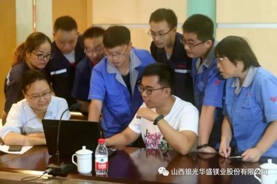 專利彰顯實(shí)力,創(chuàng)新驅(qū)動(dòng)發(fā)展--省、市、縣科學(xué)技術(shù)協(xié)會(huì)組織有關(guān)專家赴銀光集團(tuán)開(kāi)展企業(yè)專利信息推廣應(yīng)用服務(wù)工作